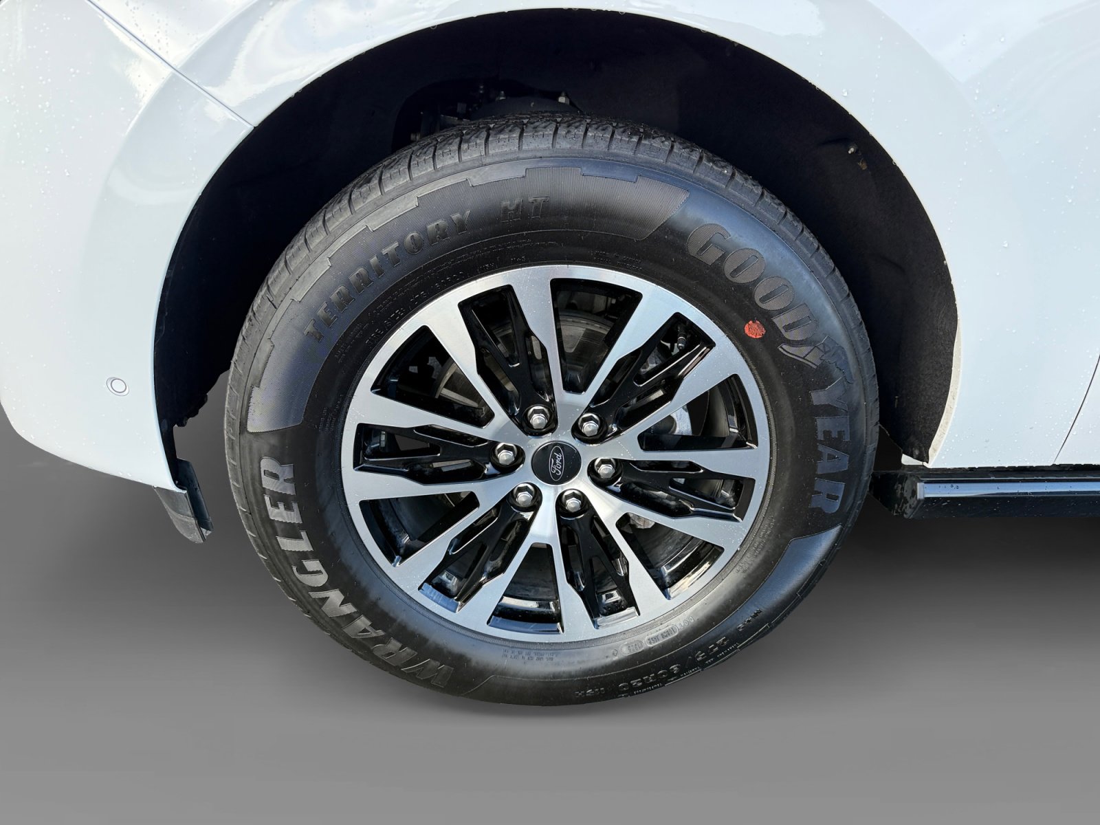 Certified 2025 Ford Expedition Max Platinum AWD/4WD image 9