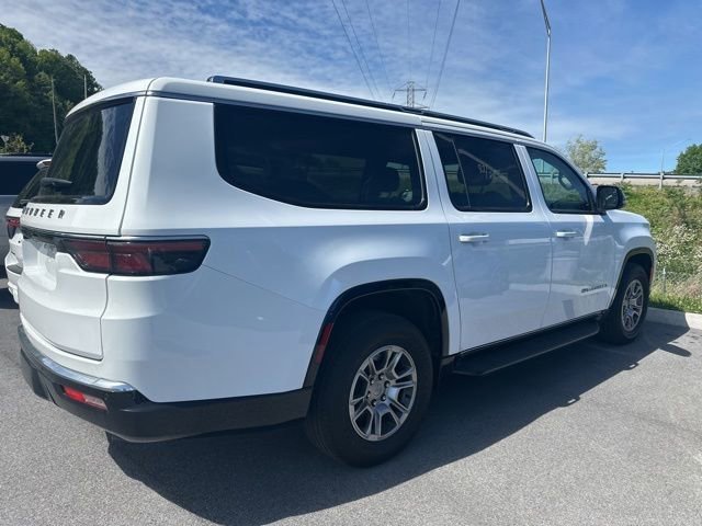Used 2024 Jeep Wagoneer L 4WD image 18