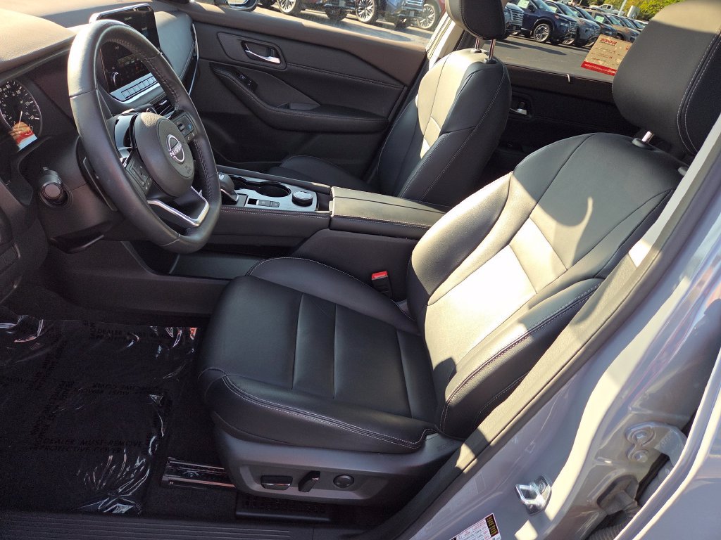 Certified 2023 Nissan Rogue SL w/ SL Premium Package AWD/4WD image 33