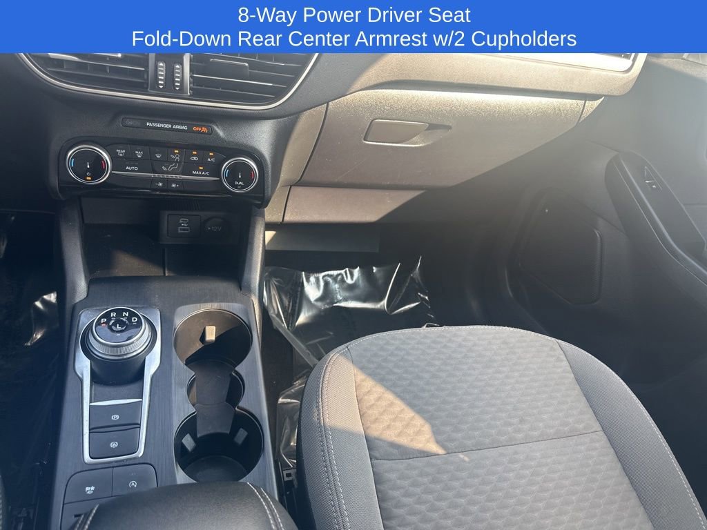 Used 2022 Ford Escape SE w/ SE Sport Appearance Package image 15