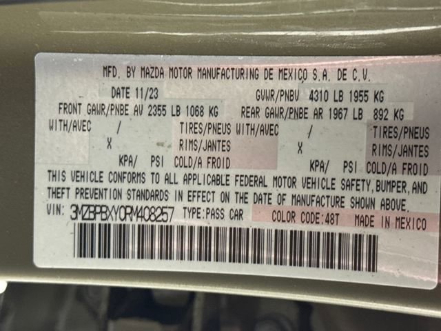 Used 2024 MAZDA MAZDA3 s image 39