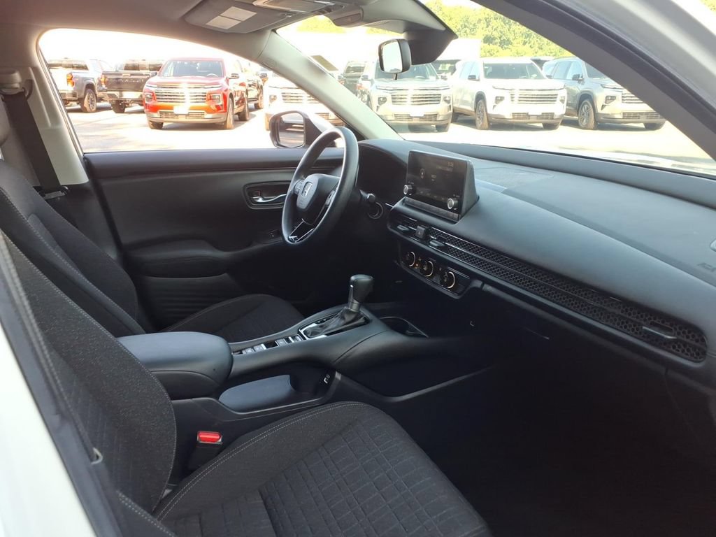 Used 2023 Honda HR-V LX image 19