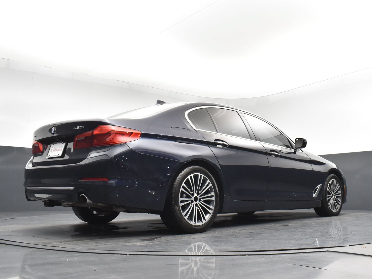 Used 2018 BMW 530i xDrive AWD/4WD image 23
