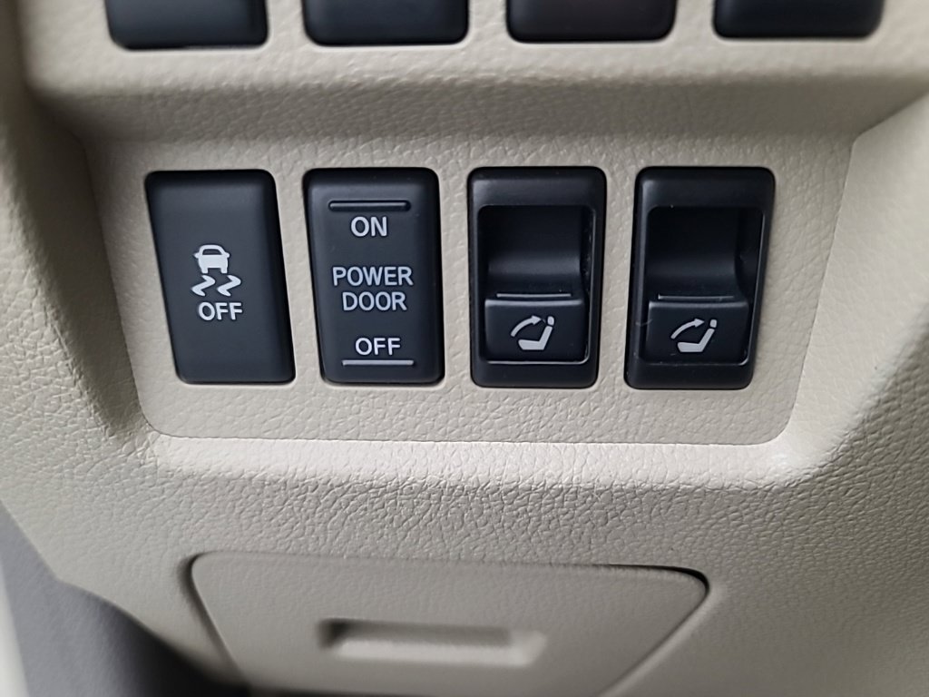 Used 2014 Nissan Murano LE w/ Platinum Edition Package AWD/4WD image 28