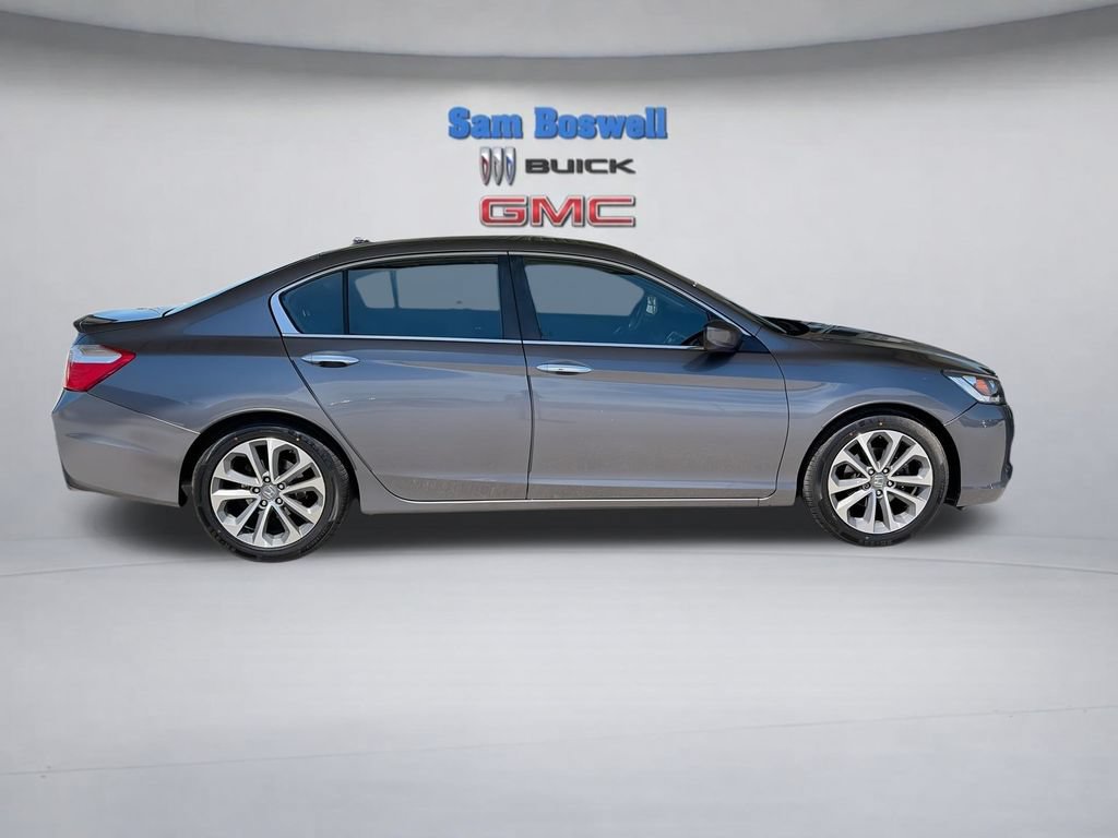 Used 2015 Honda Accord Sport image 9