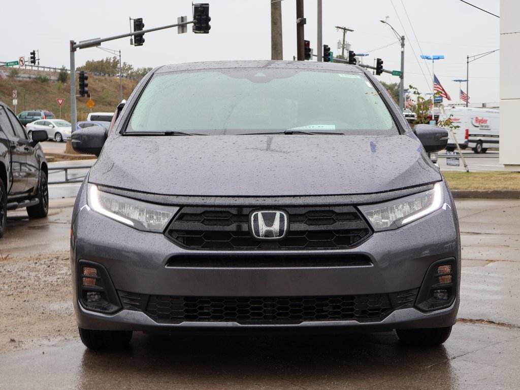 New 2026 Honda Odyssey Touring image 2