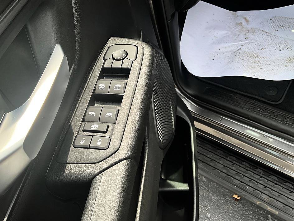 New 2026 RAM 1500 Express AWD/4WD image 13