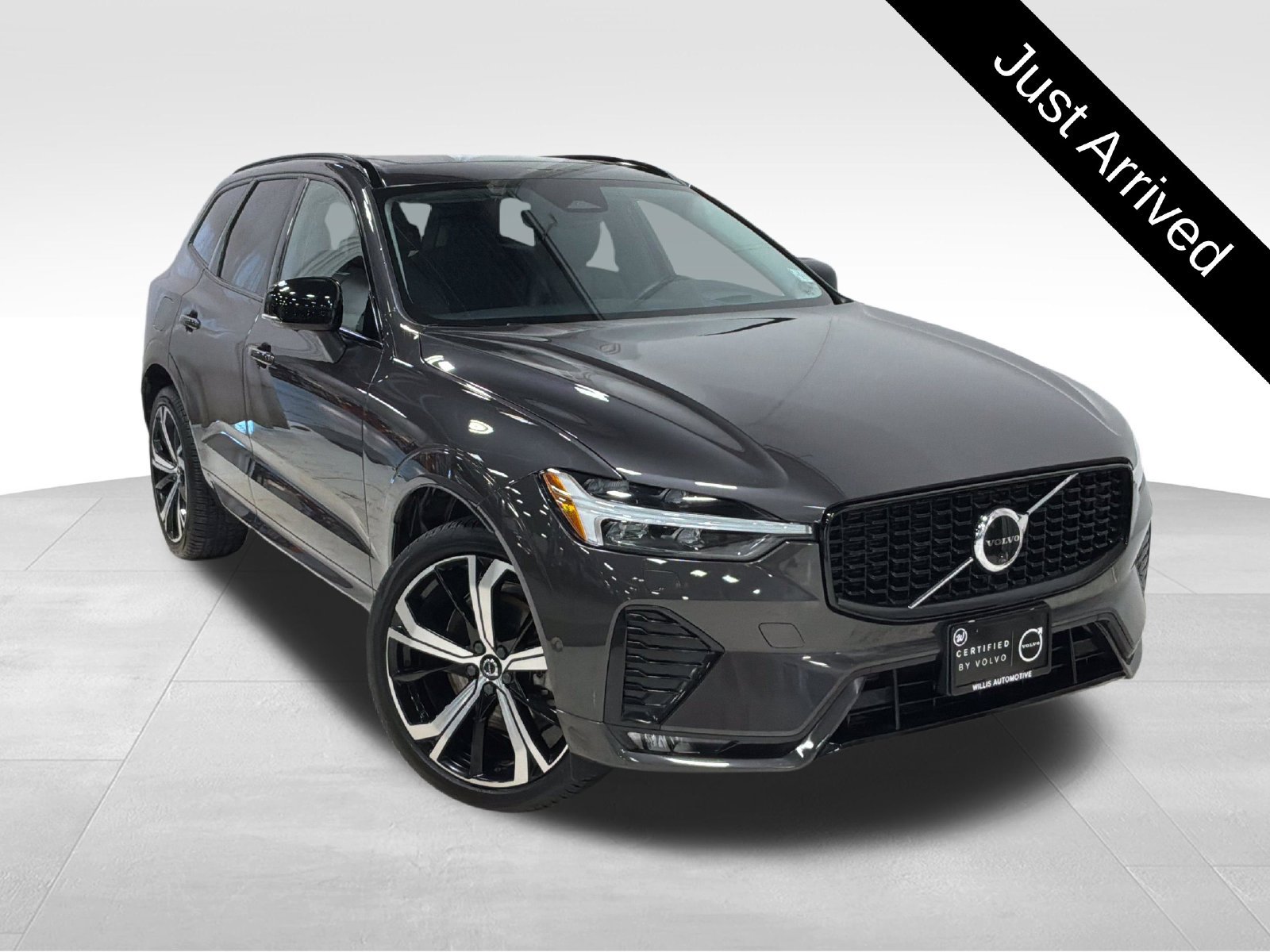 Certified 2023 Volvo XC60 B6 Ultimate w/ Protection Package Premier AWD/4WD image 1
