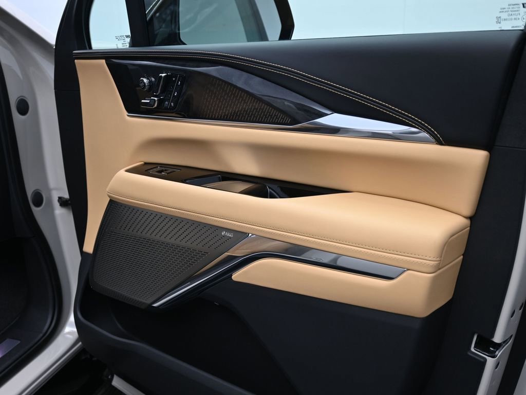 New 2026 Cadillac Escalade IQ Luxury 2 image 28