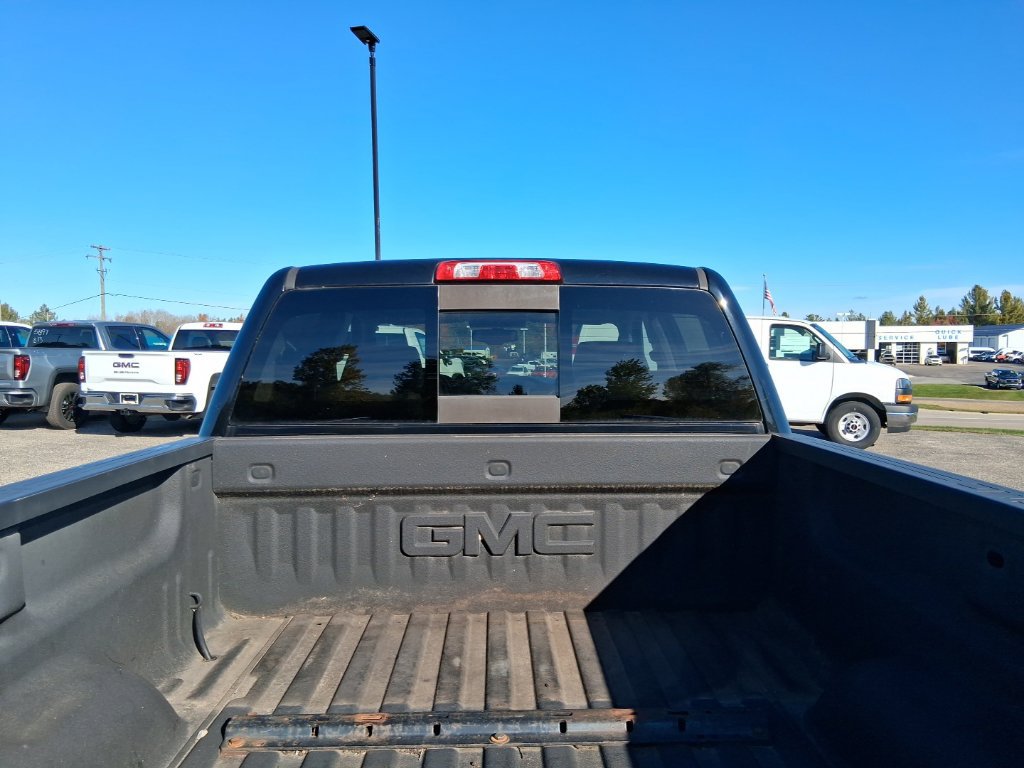 Used 2016 GMC Sierra 2500 SLT w/ Duramax Plus Package AWD/4WD image 22