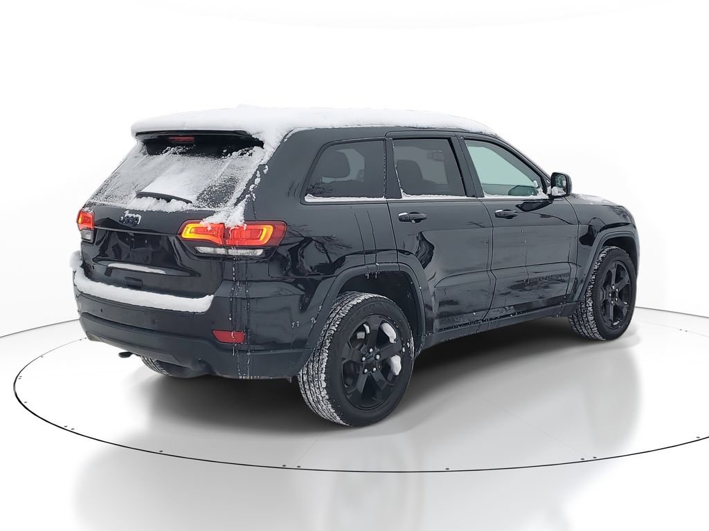 Used 2018 Jeep Grand Cherokee Laredo image 4