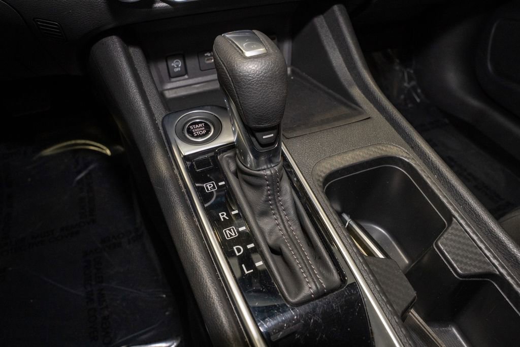 Used 2024 Nissan Sentra SV image 15