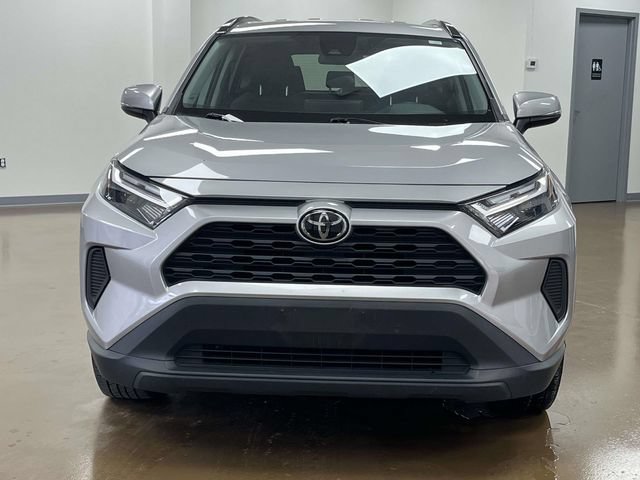 Used 2024 Toyota RAV4 XLE AWD/4WD video 2