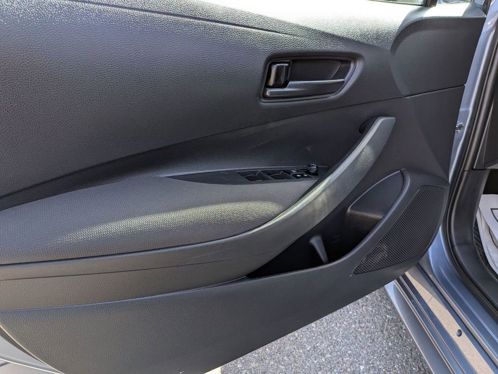 Used 2024 Toyota Corolla LE image 13