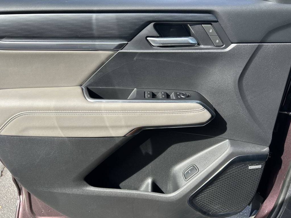 New 2025 GMC Acadia Elevation image 22