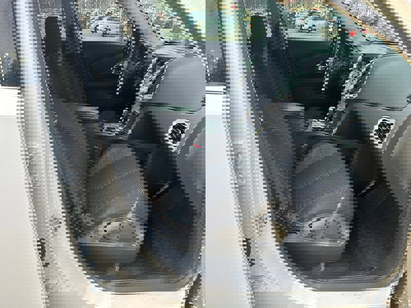 Used 2015 GMC Terrain SLE image 13