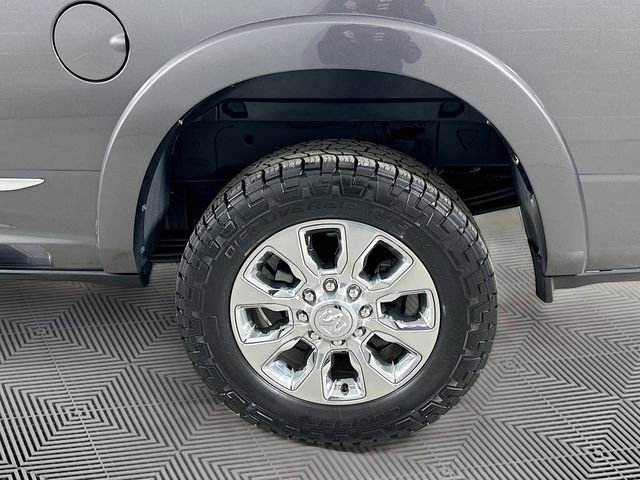 Used 2022 RAM 3500 Limited image 29