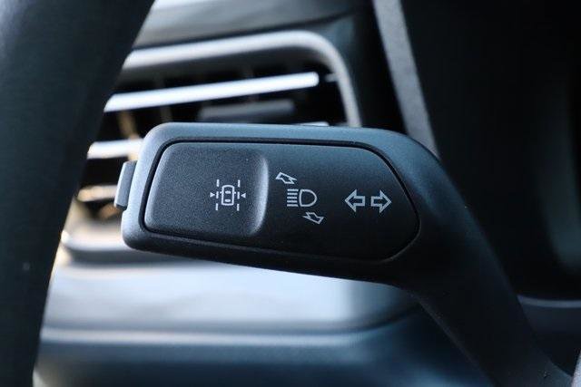 New 2025 Ford Maverick XL w/ Equipment Group 101A image 34