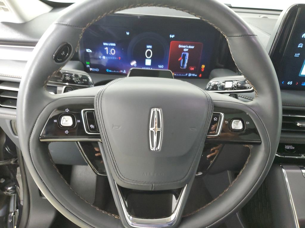 Used 2025 Lincoln Aviator 2WD w/ Jet Appearance Package image 23