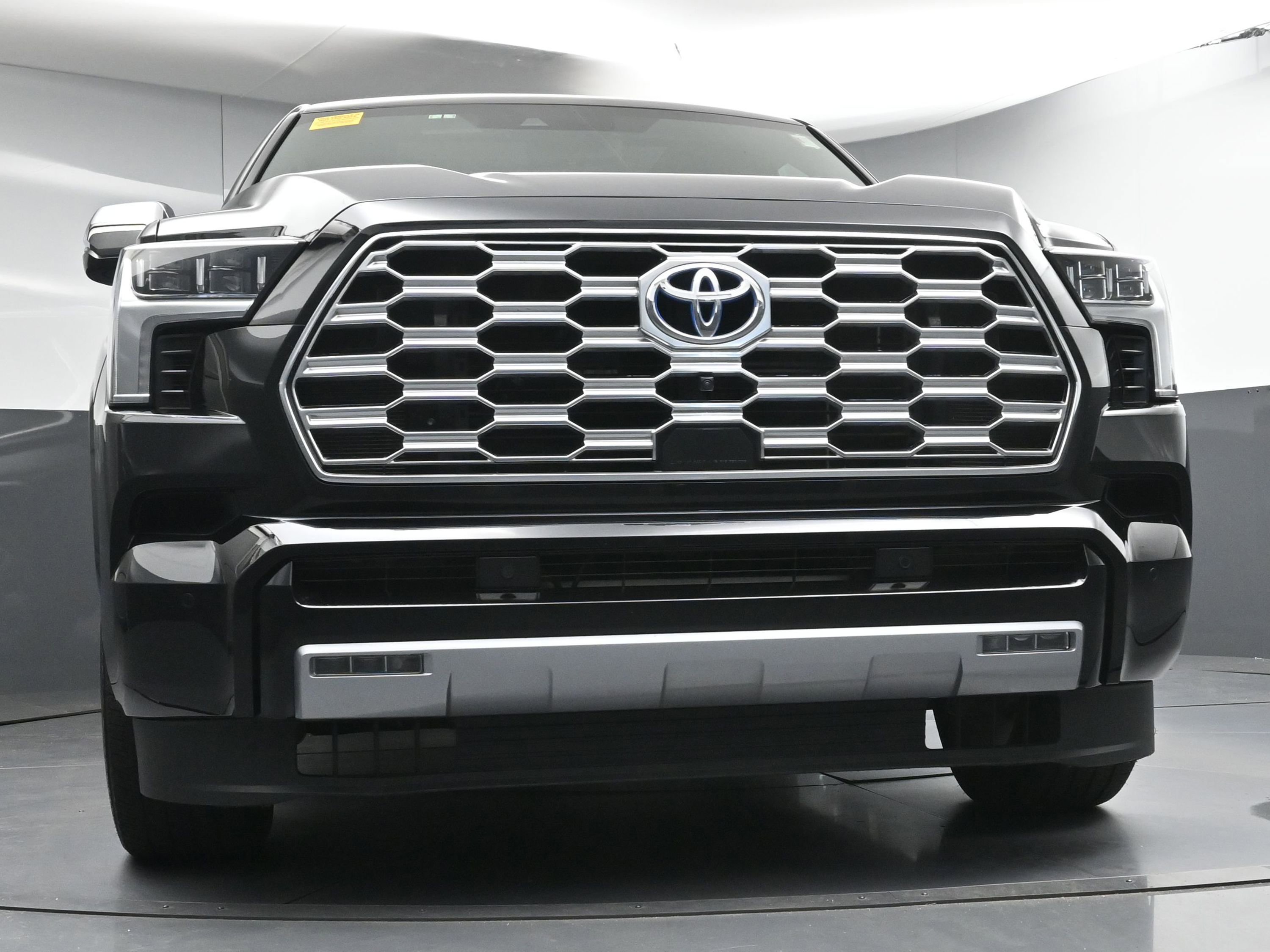 Certified 2024 Toyota Sequoia Capstone image 25