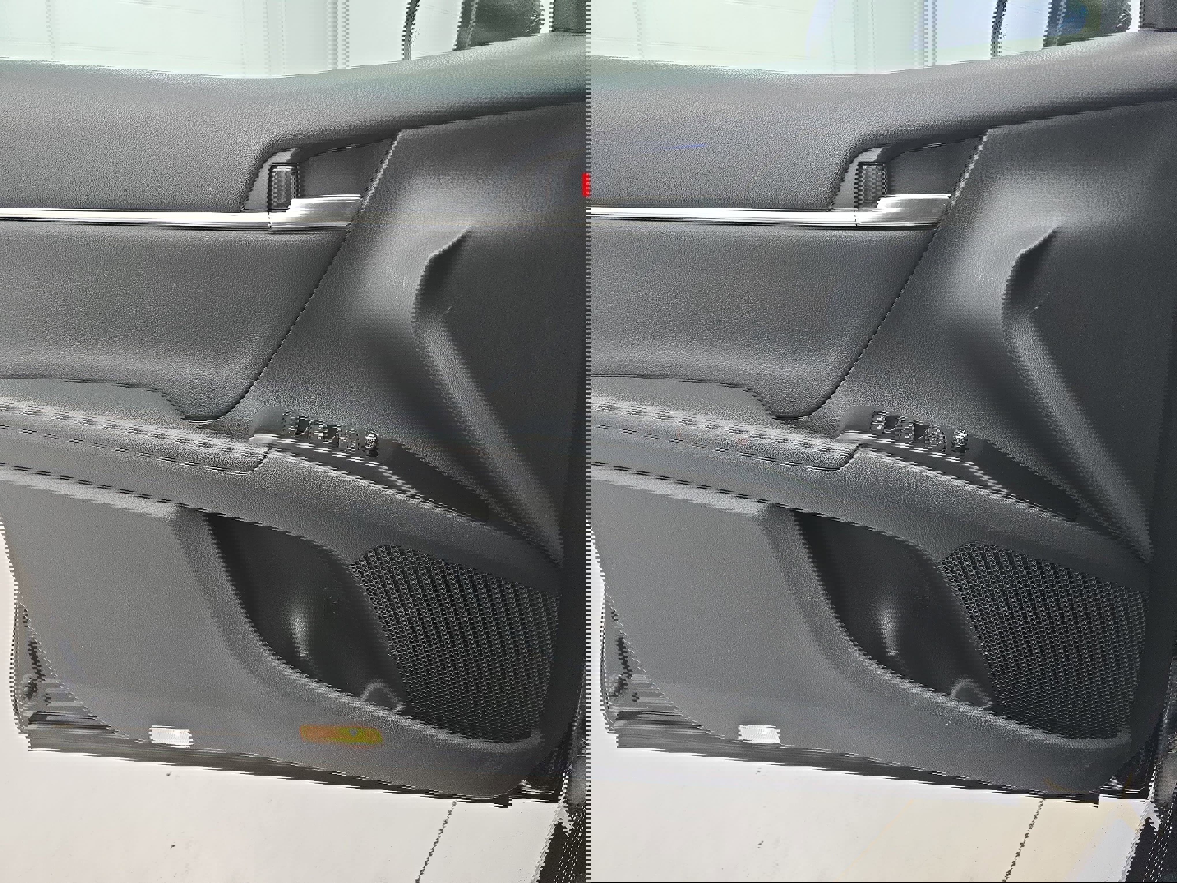 Used 2020 Toyota Camry XSE image 25