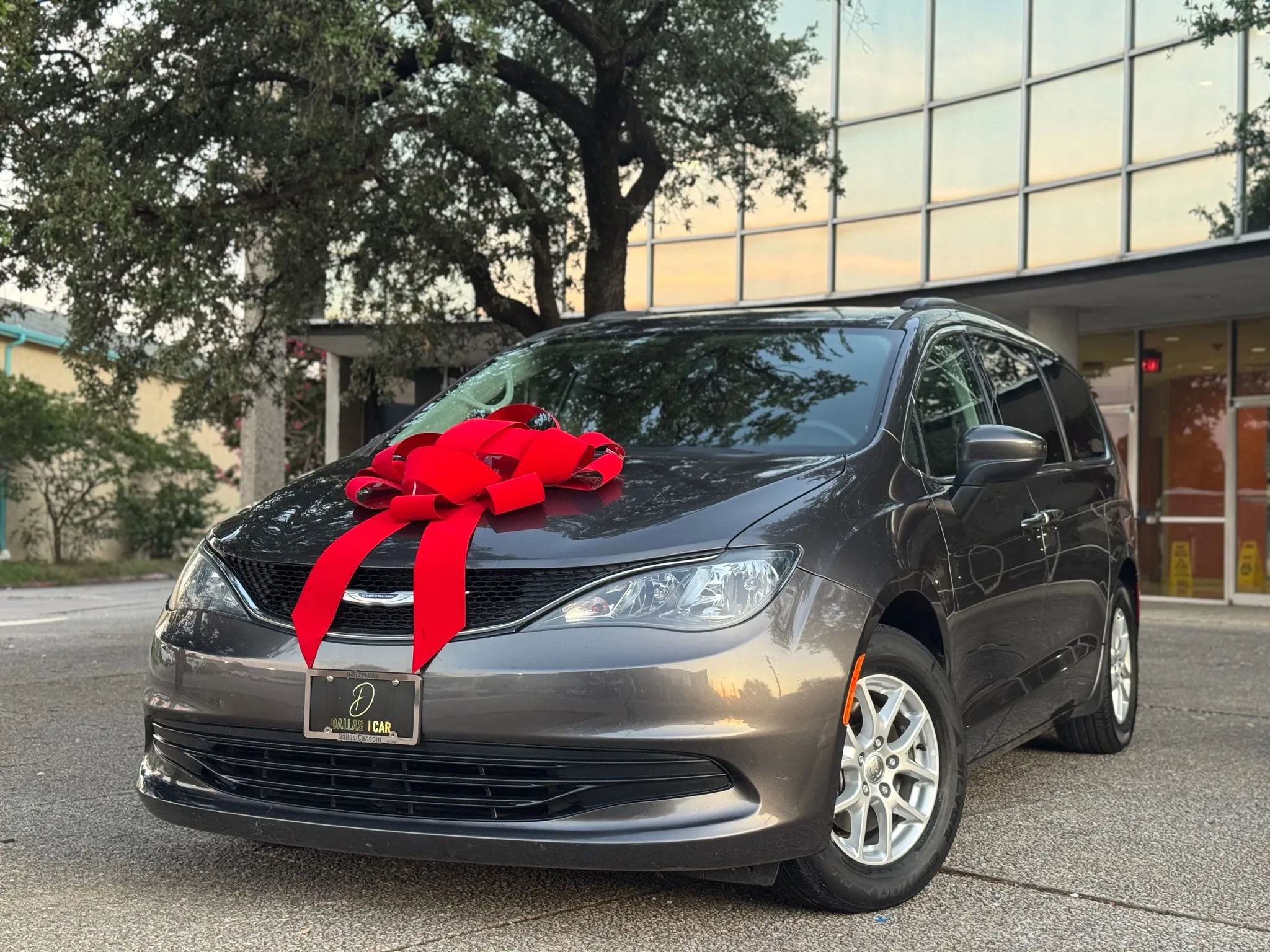 Used 2020 Chrysler Voyager Lxi