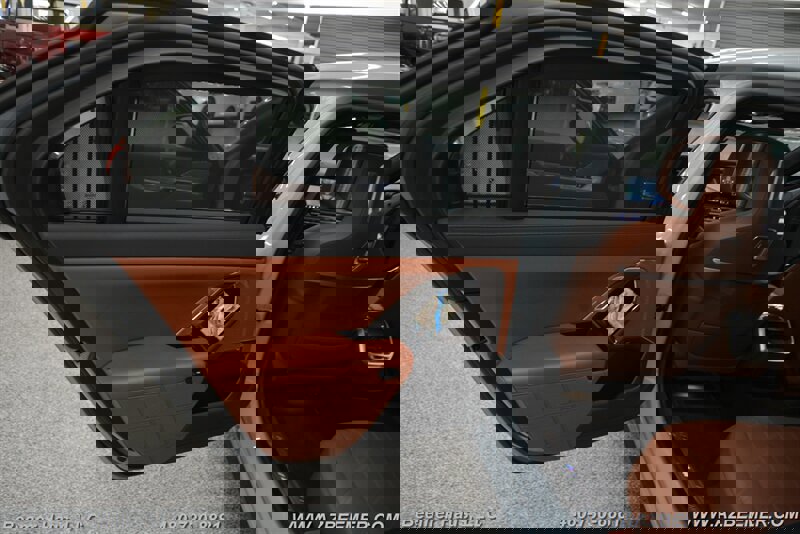 Used 2023 BMW 760i xDrive w/ Parking Assistance Package image 38