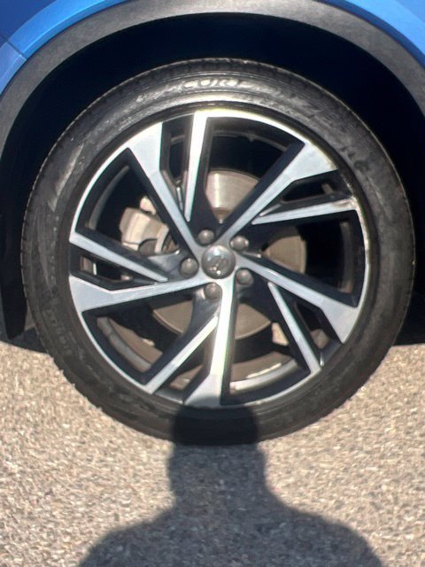 Used 2019 Volvo XC40 T5 R-Design AWD/4WD image 36