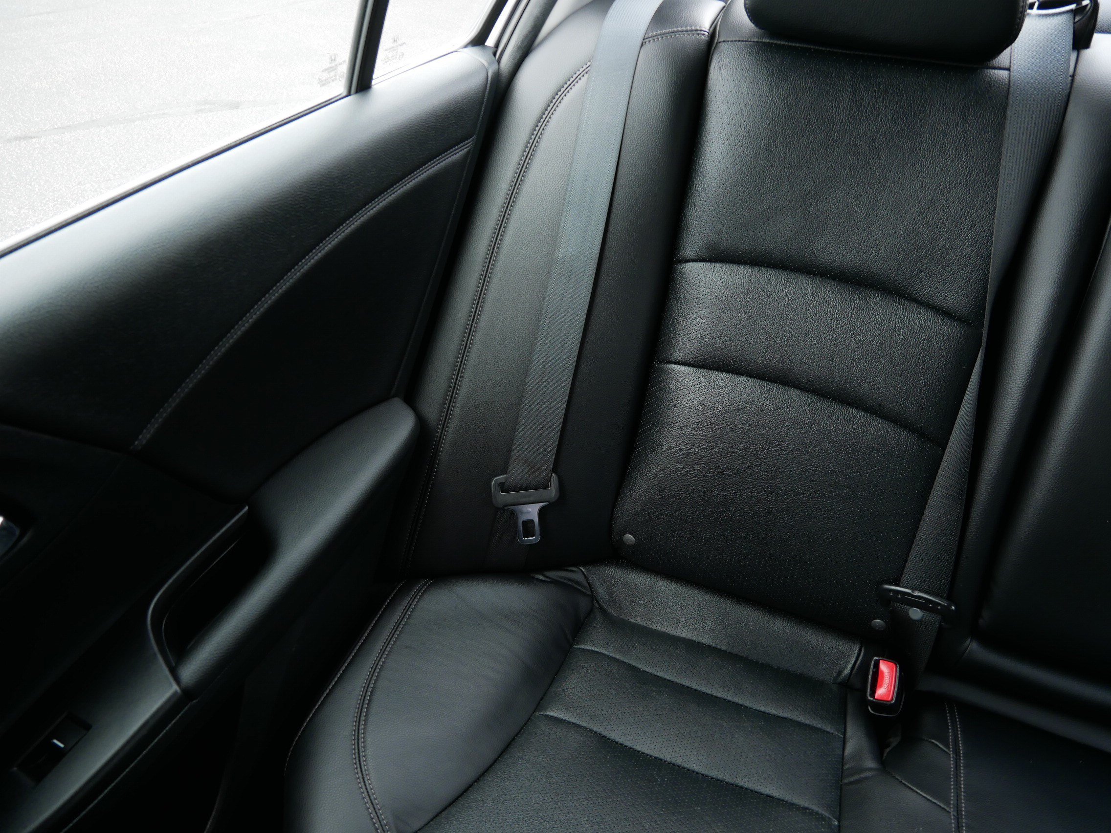 Used 2017 Honda Accord EX-L image 12