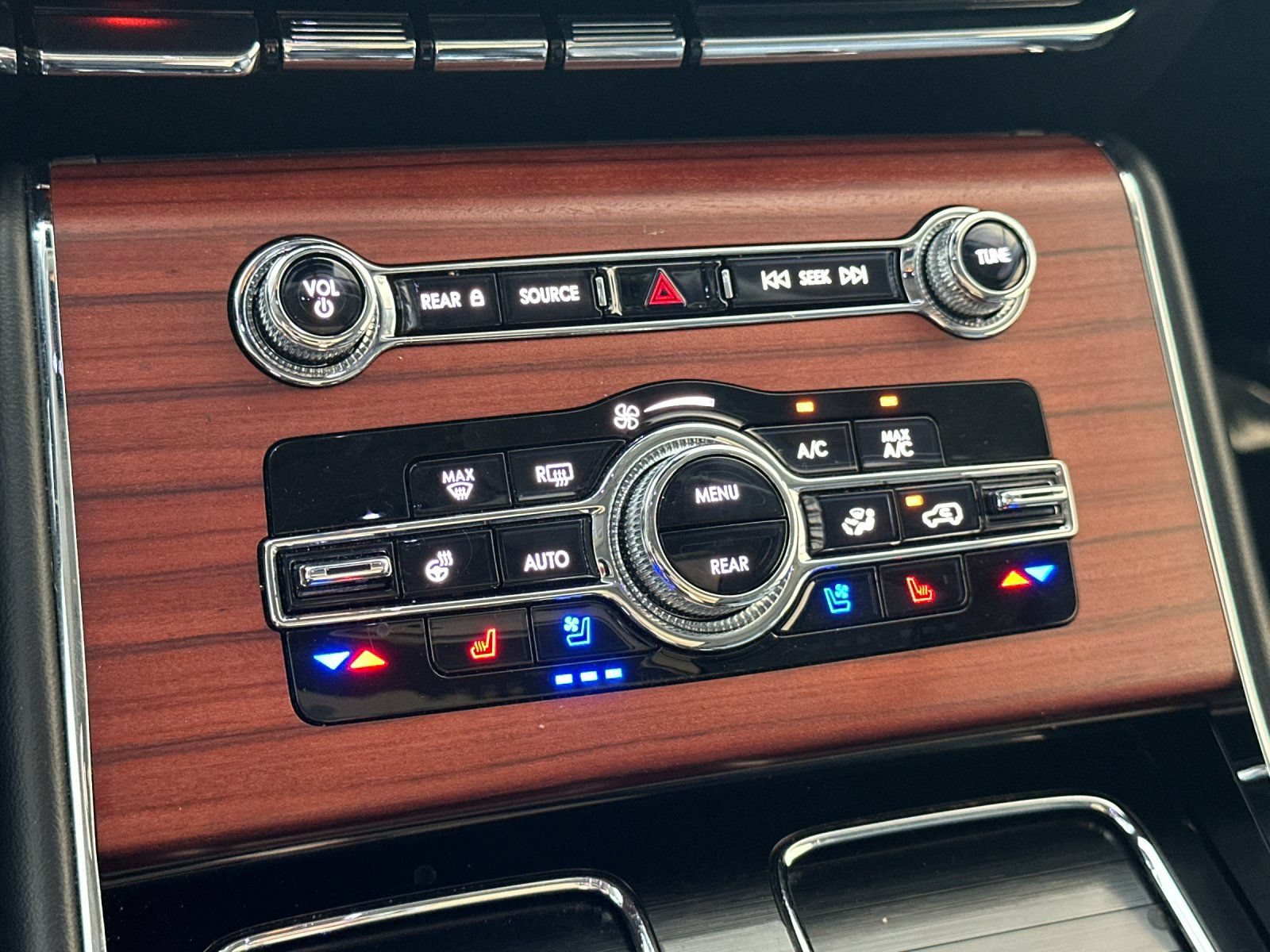 Certified 2023 Lincoln Aviator Reserve w/ Elements Package Plus RWD image 21