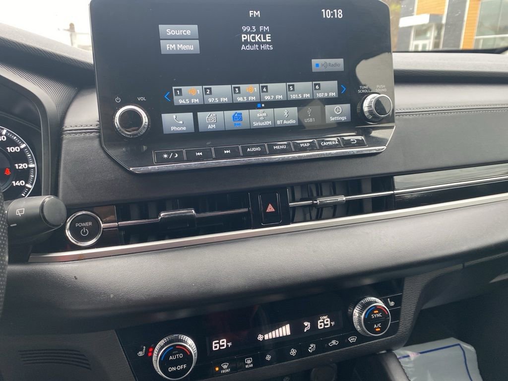 Used 2024 Mitsubishi Outlander 4WD Plug-In Hybrid image 29