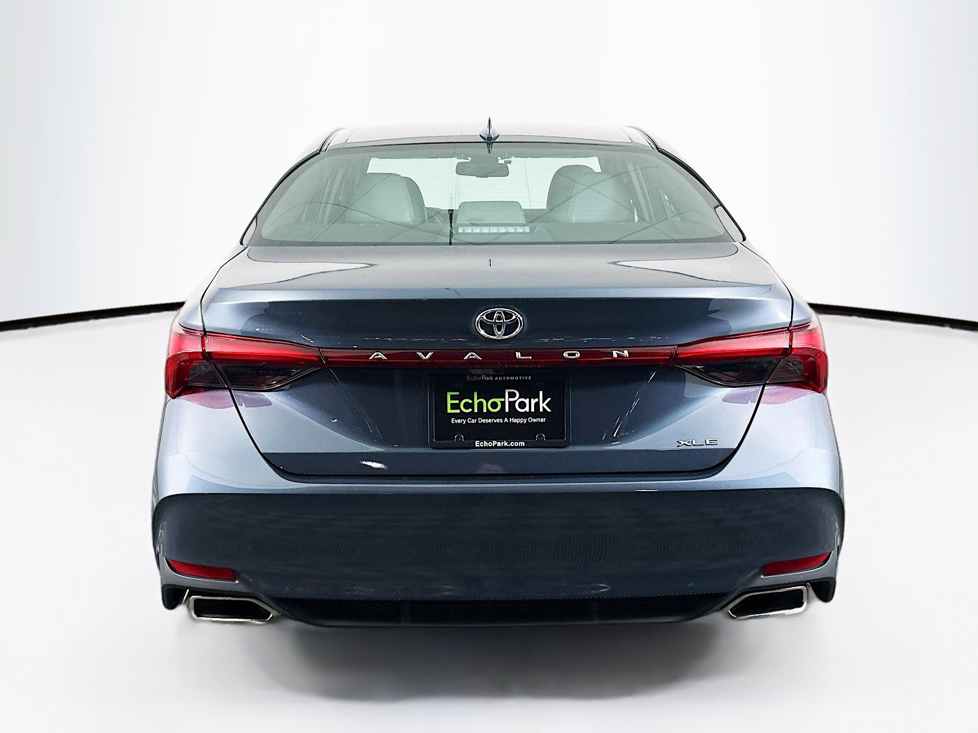 Used 2022 Toyota Avalon XLE image 7