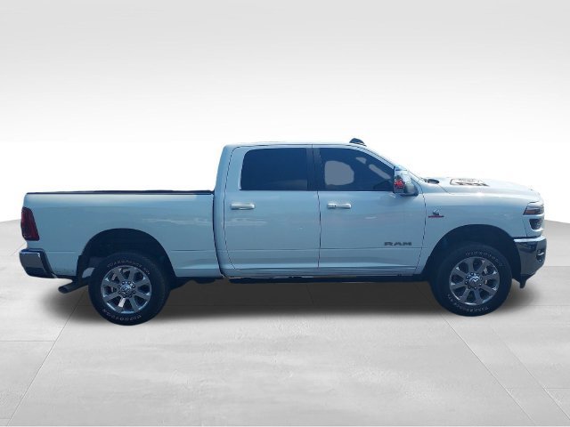 Used 2025 RAM 2500 Laramie AWD/4WD image 6