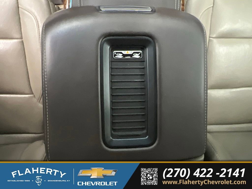 Used 2019 Chevrolet Tahoe Premier AWD/4WD image 35