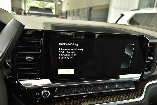 New 2025 GMC Sierra 1500 SLE w/ Preferred Package image 31