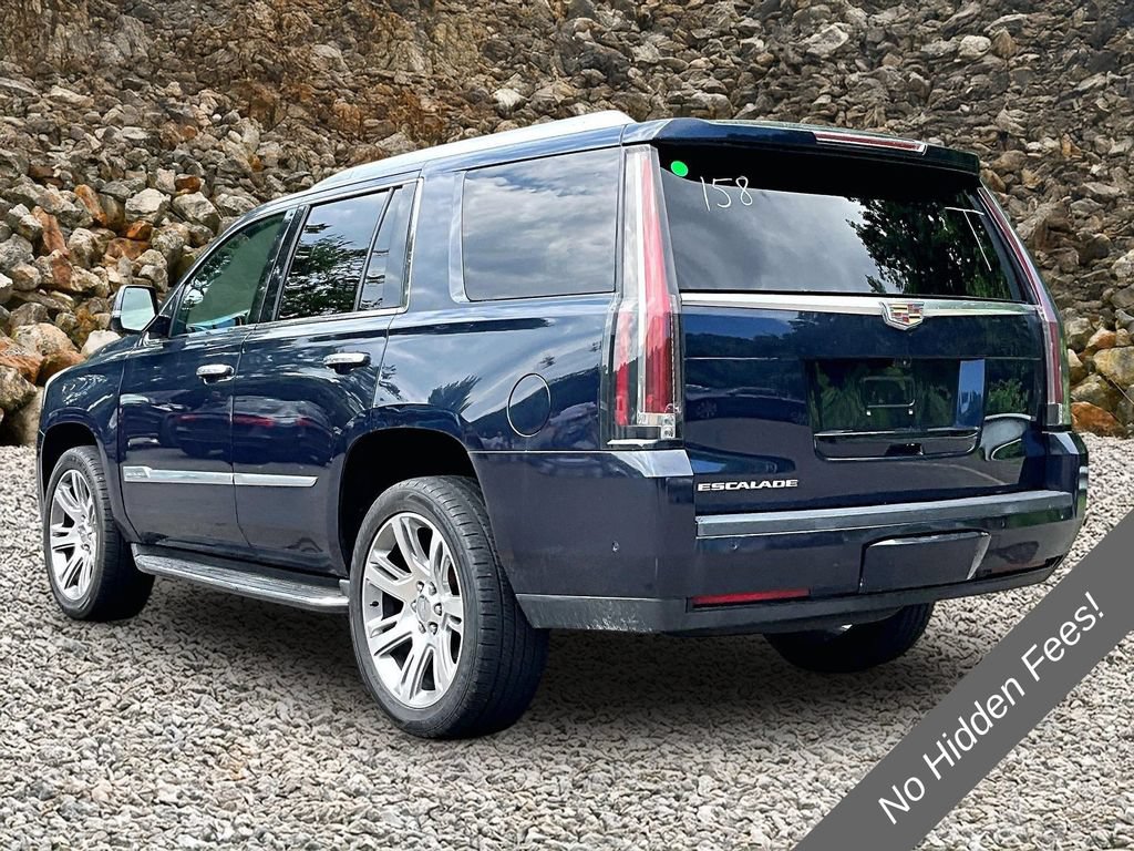 Used 2018 Cadillac Escalade Luxury AWD/4WD image 10