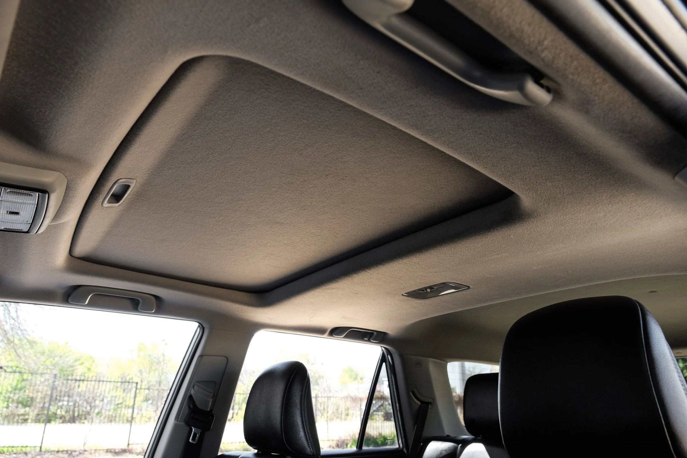 Used 2014 Toyota 4Runner Limited image 32