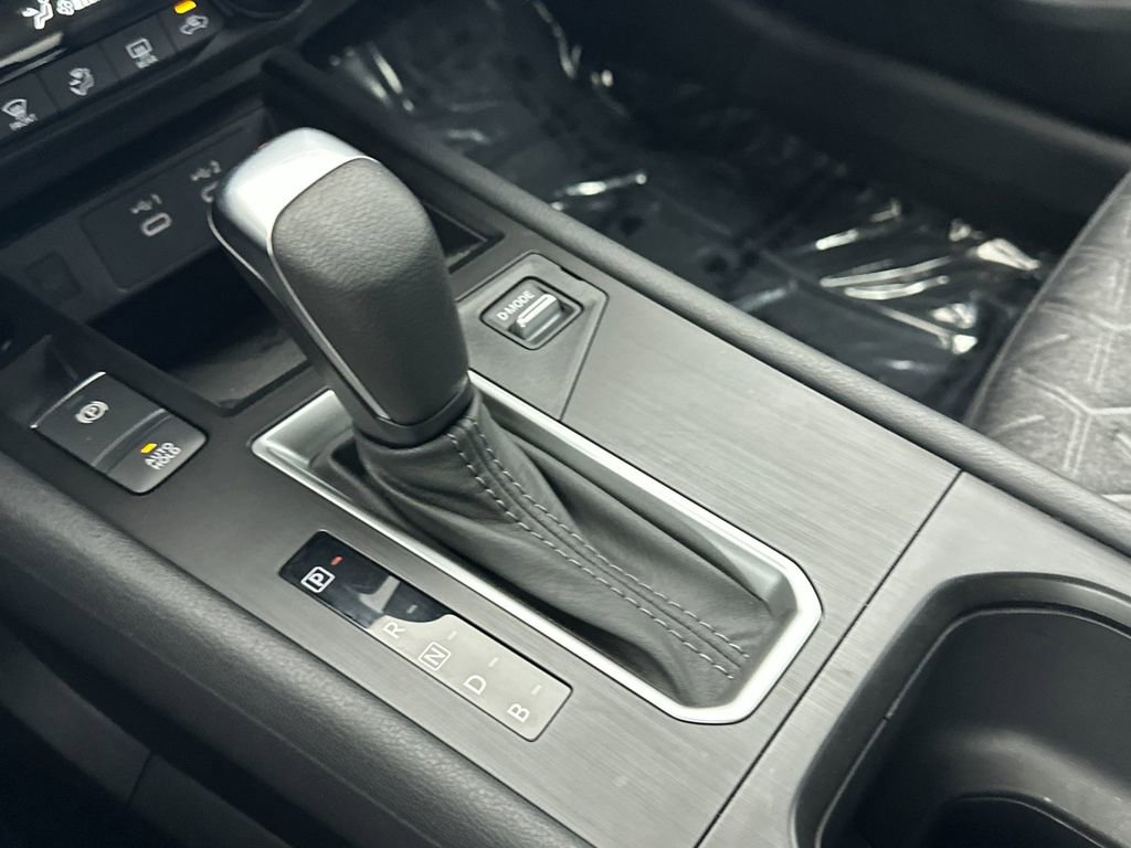 Used 2026 Nissan Kicks SV FWD image 20