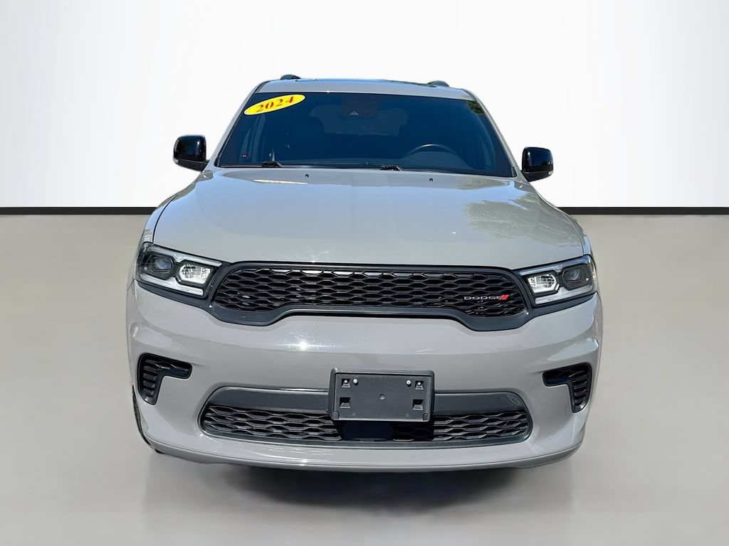 Used 2024 Dodge Durango GT RWD image 2