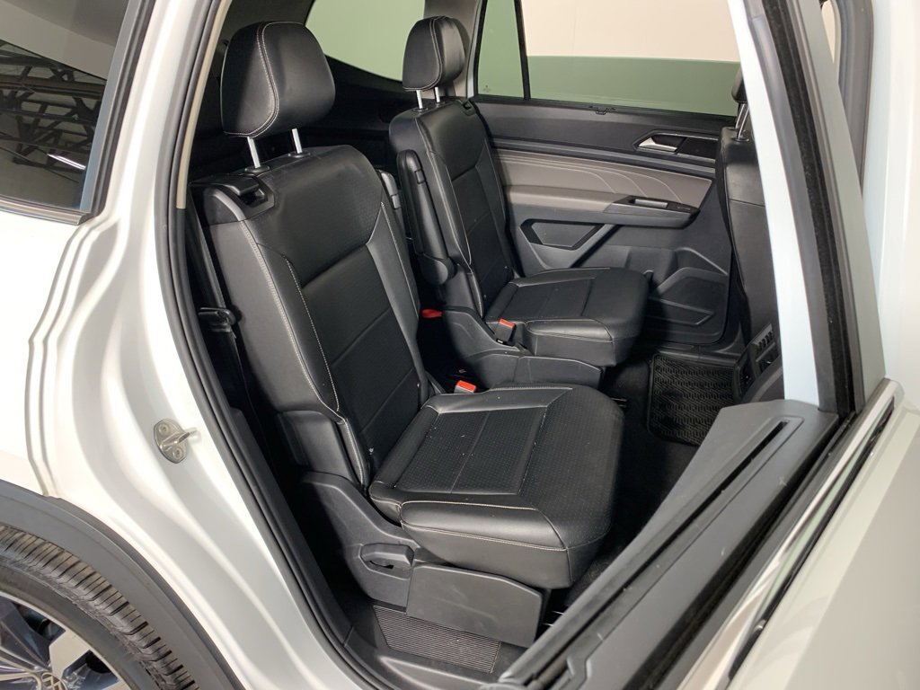 Used 2021 Volkswagen Atlas SEL R-Line image 36