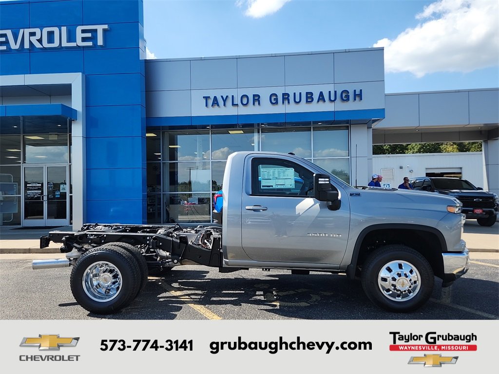 New 2026 Chevrolet Silverado 3500 LT w/ Convenience Package image 1