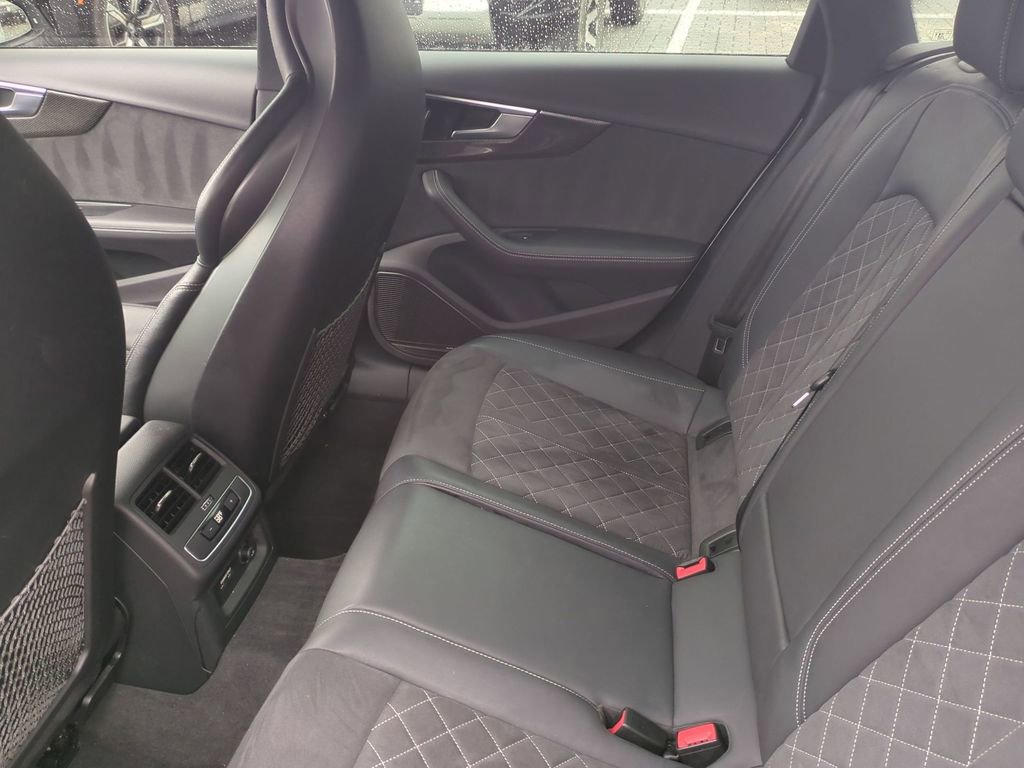Used 2023 Audi S4 Premium Plus w/ Premium Plus Package image 32