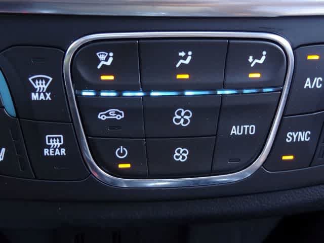 Used 2019 Chevrolet Traverse High Country w/ LPO, Cargo Package AWD/4WD image 38