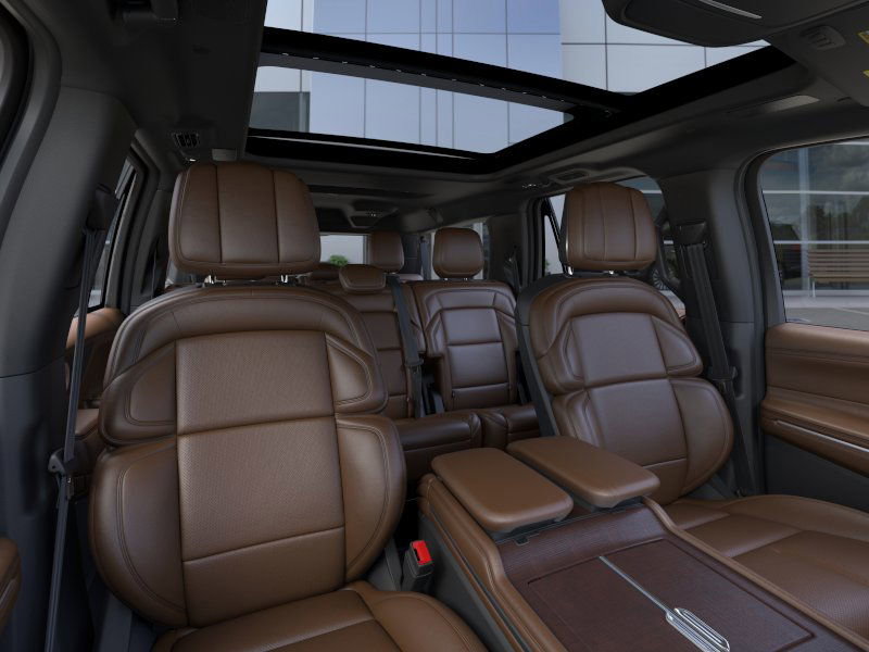 New 2025 Lincoln Navigator L Reserve image 32