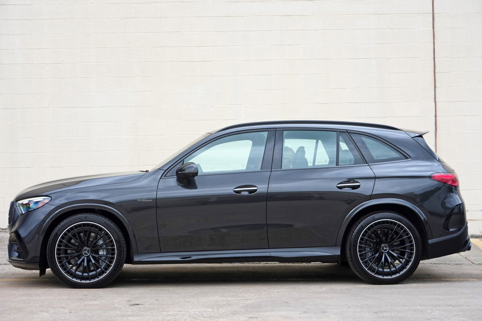 Used 2024 Mercedes-Benz GLC 43 AMG 4MATIC image 9