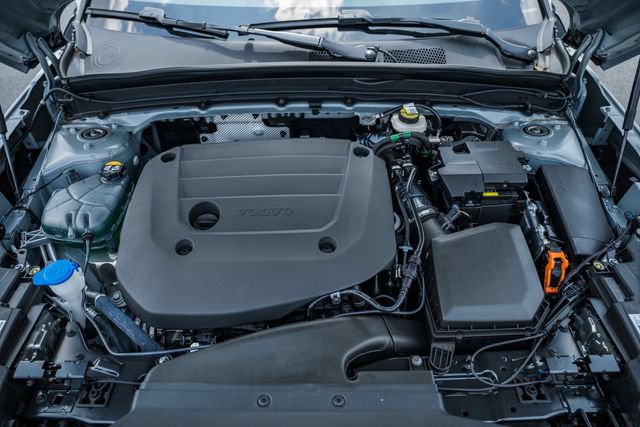 New 2026 Volvo XC40 B5 Core w/ Protection Package Premier AWD/4WD image 19