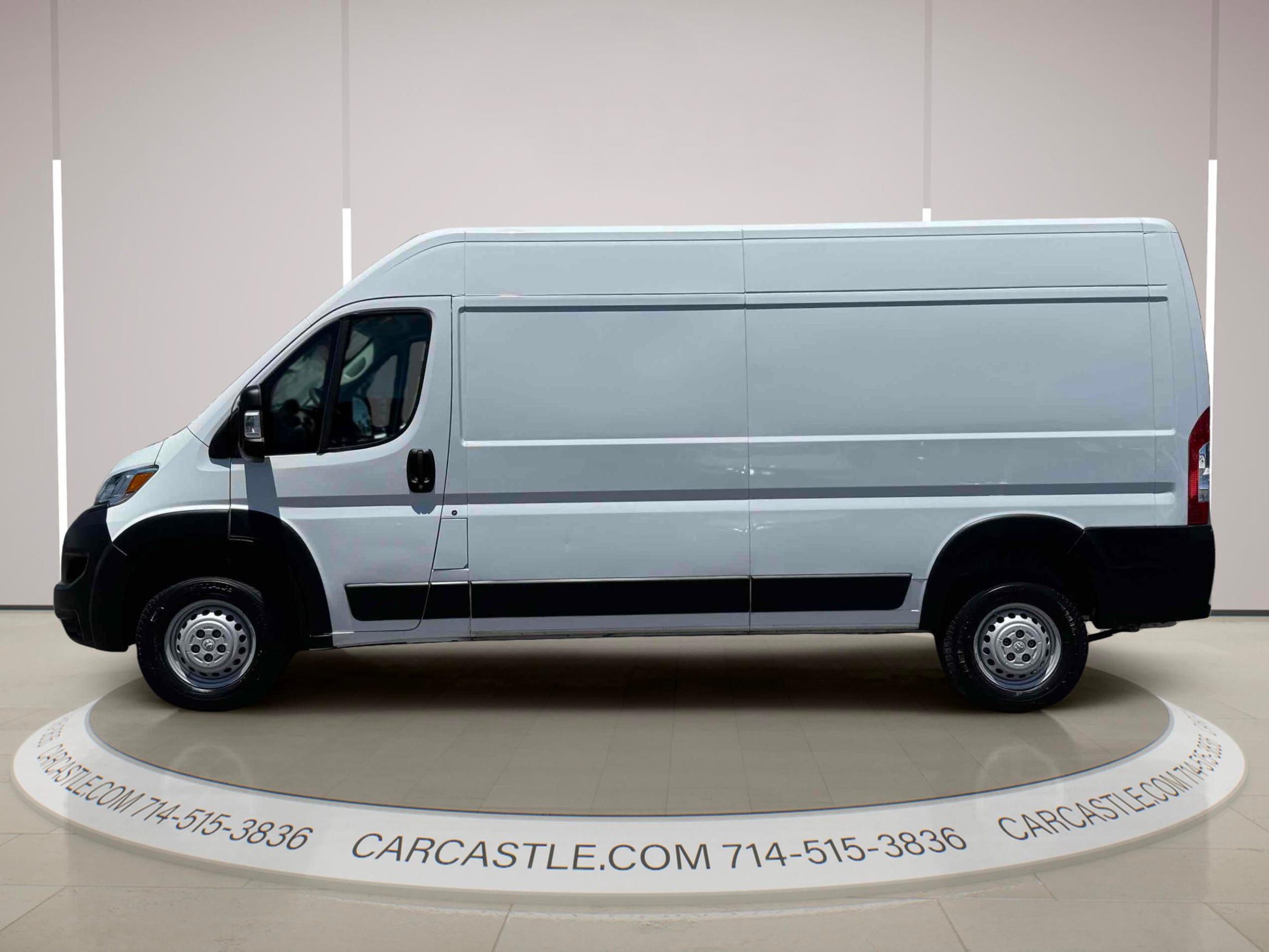 Used 2025 RAM ProMaster 2500 w/ Convenience Group FWD image 2