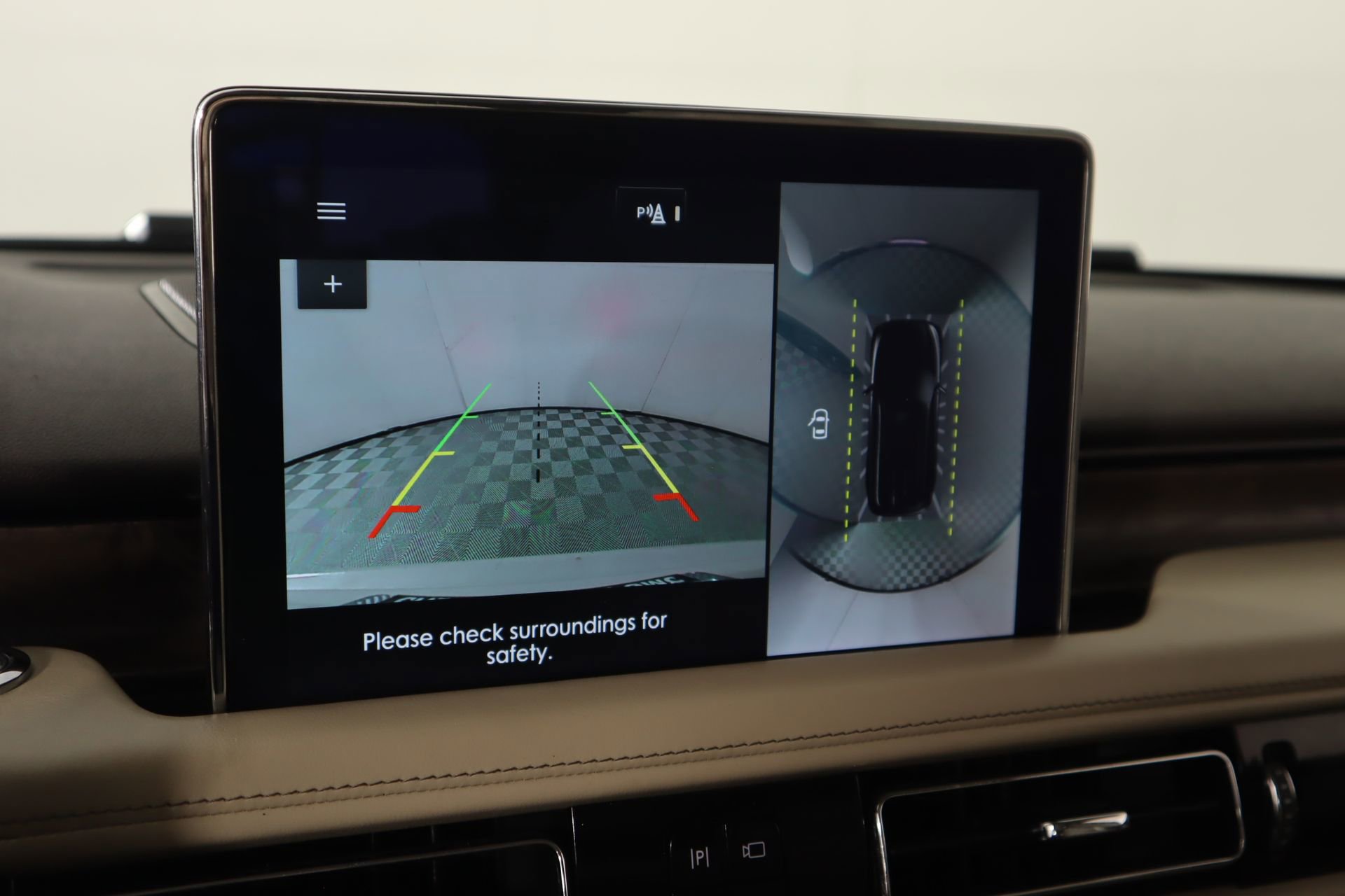 Used 2020 Lincoln Aviator Reserve w/ Equipment Group 202A image 6