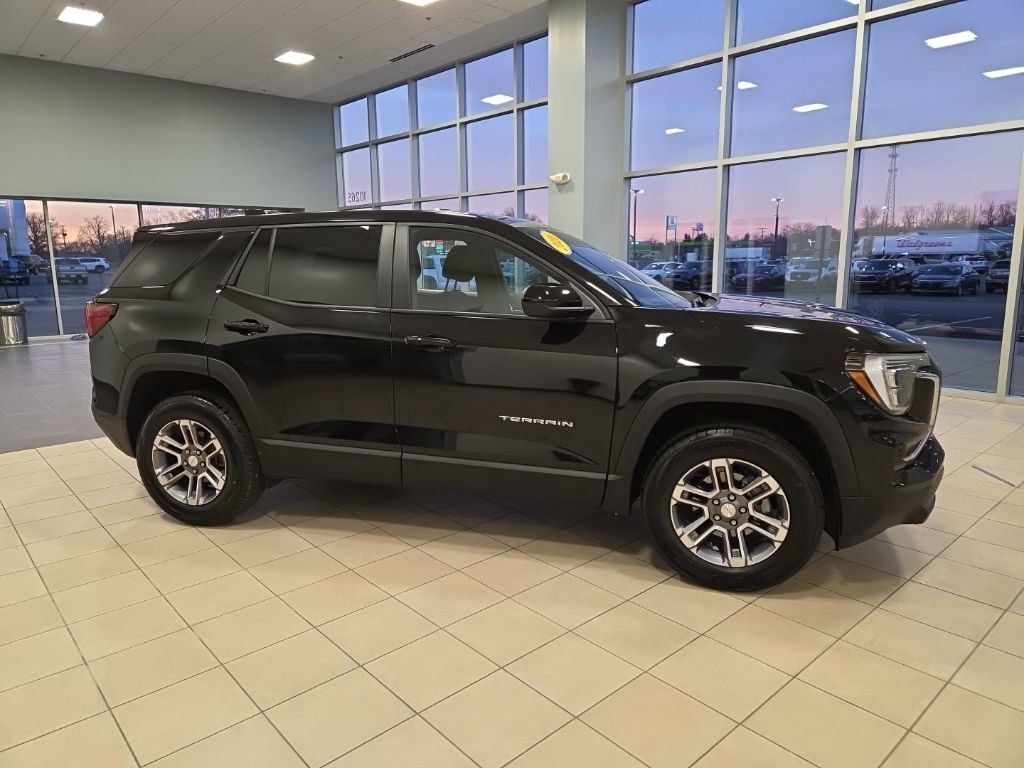 Used 2026 GMC Terrain Elevation image 5