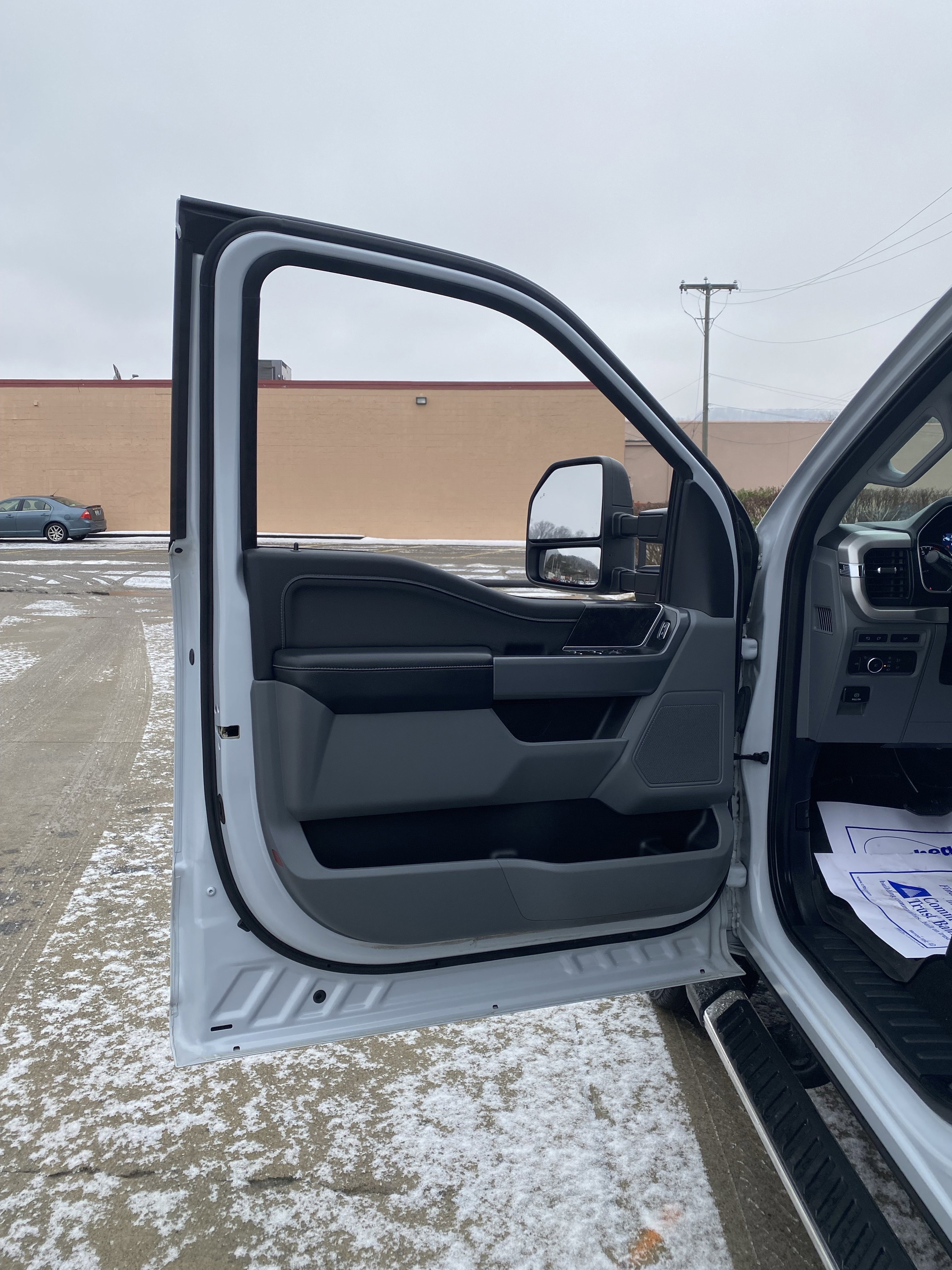 Used 2022 Ford F150 XLT w/ Equipment Group 302A High image 3